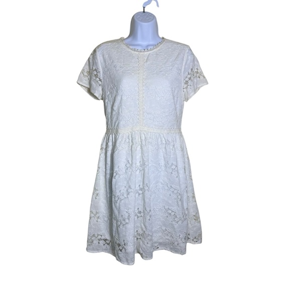Altar’d State Eyelet Lace Dress size M‎ - Picture 2 of 9